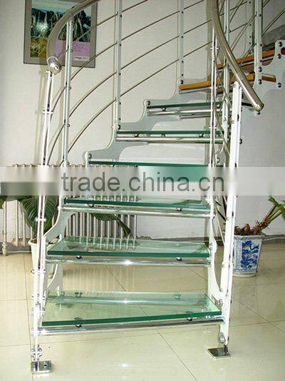Laminated tempered glass stair treads
