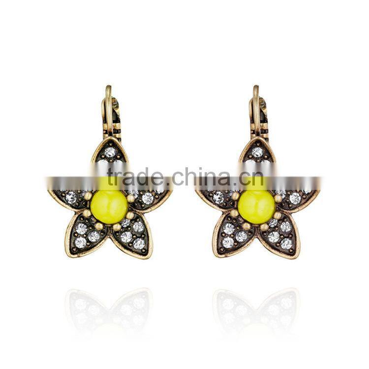 Simple Fashion Hot Sale Exquisite Elegant vintage star earrings, clover earrings, latest model fashion earrings