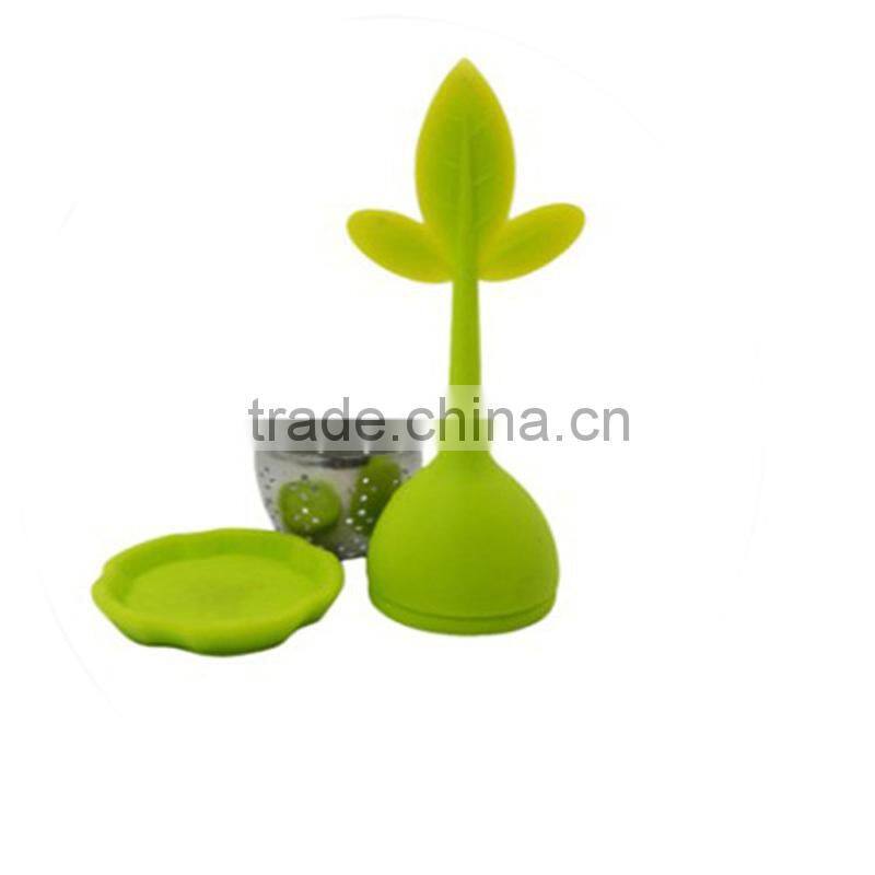 Three piece of leaves shape silicone tea infuser with stainless steel.