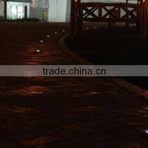 Powered by ni-mh battery 3 LED White Light Outdoor Garden Decking Lamp Solar Ground light