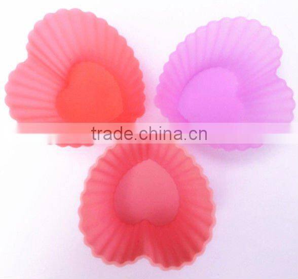 heart shaped Mini silicone cake mould