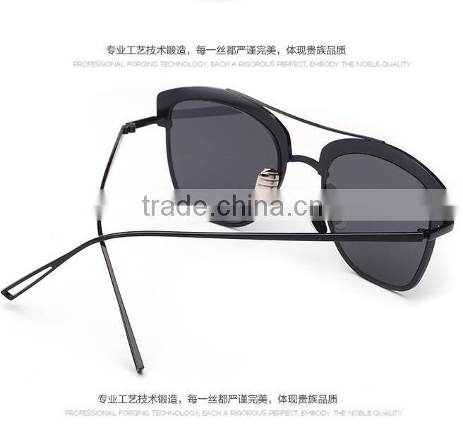 2016 Metal dazzling color wholesale new sunglasses