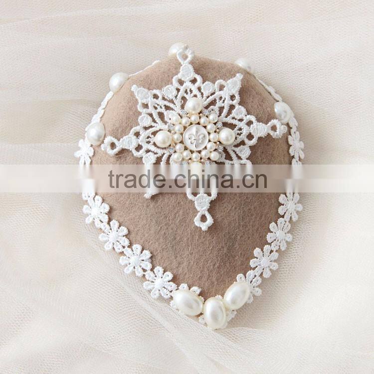 MYLOVE small lady mini top hat beige snow flake hat