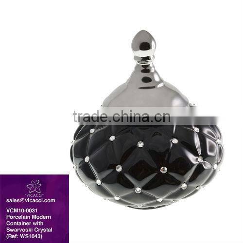 White Porcelain Modern Container with Lid for home decoration