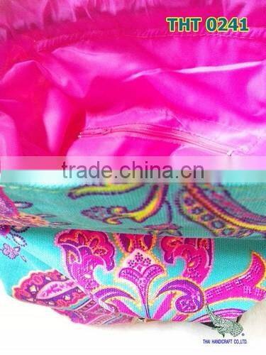 Neon medium backpack / screen printed.