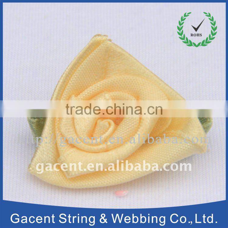 beautiful wedding decorative rosette flowers