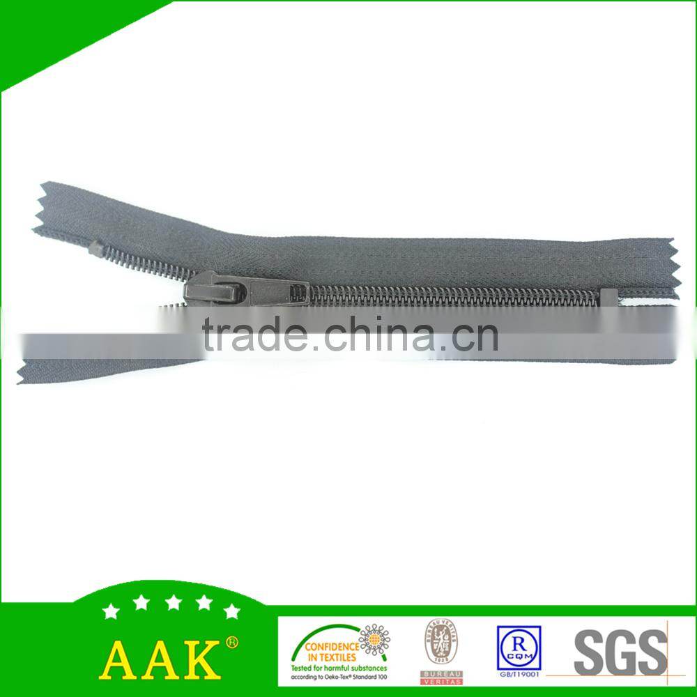 8# nylon close end big teeth zipper with auto lock