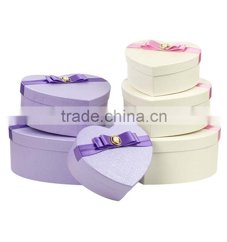 fashion high quality cardboard heard shaped paper gift box