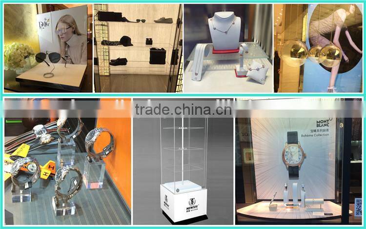 2016 Fashion style watch display showcase, acrylic display block heart shape