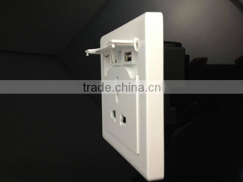 Wall socket with USB charge