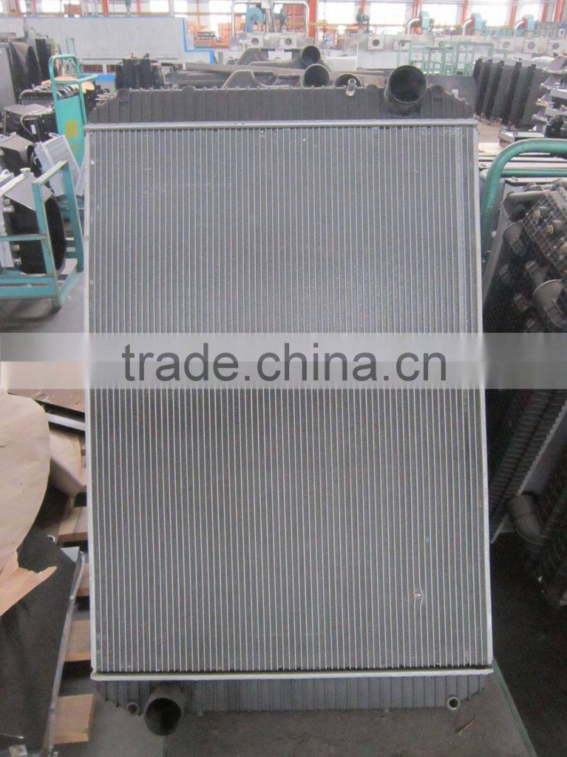 New design heavy duty truck radiator for volvo made in China