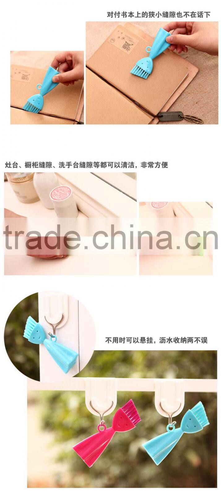 Smily face designed Gap Cleaning Brush-blue