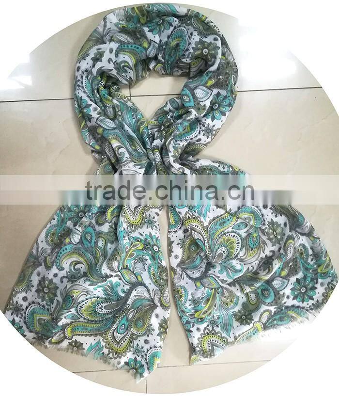 Cheap fashionable print muslim hijab TR viscose scarf