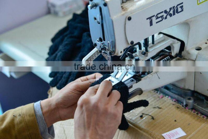 Jacquard weave gloves