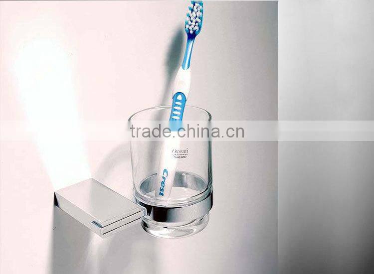 2015 Newset China supplier Good price toothbrush holder with suction cup