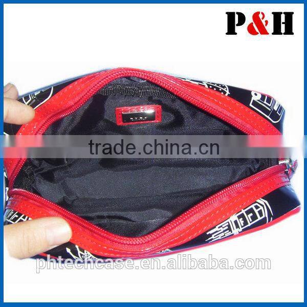 New design cheap OEM pretty Quilted travel makeup beauty bag