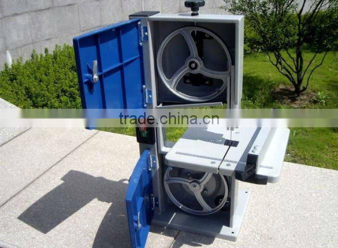 Horizontal band saw for wood