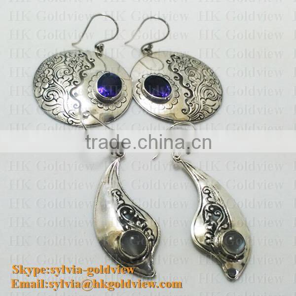 vacuum plating metal wine bottle pendant, metal wine scutcheon,metal scutcheon for handbag
