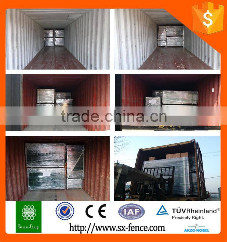 Fast Delivery Powder Coated Welded Iron Wire Mesh Fence