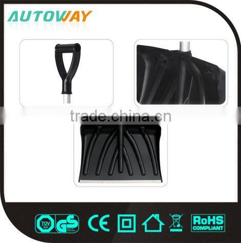 wooden handle PP blades snow shovel