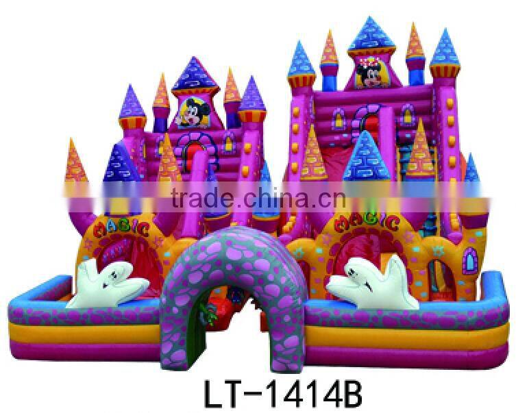 2015 new design good quality inflatable bouncing castle for sale
