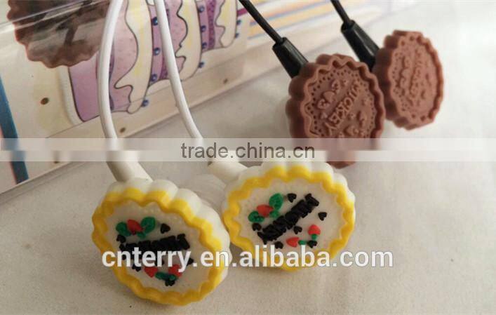 Promotion cake style music stereo earphones