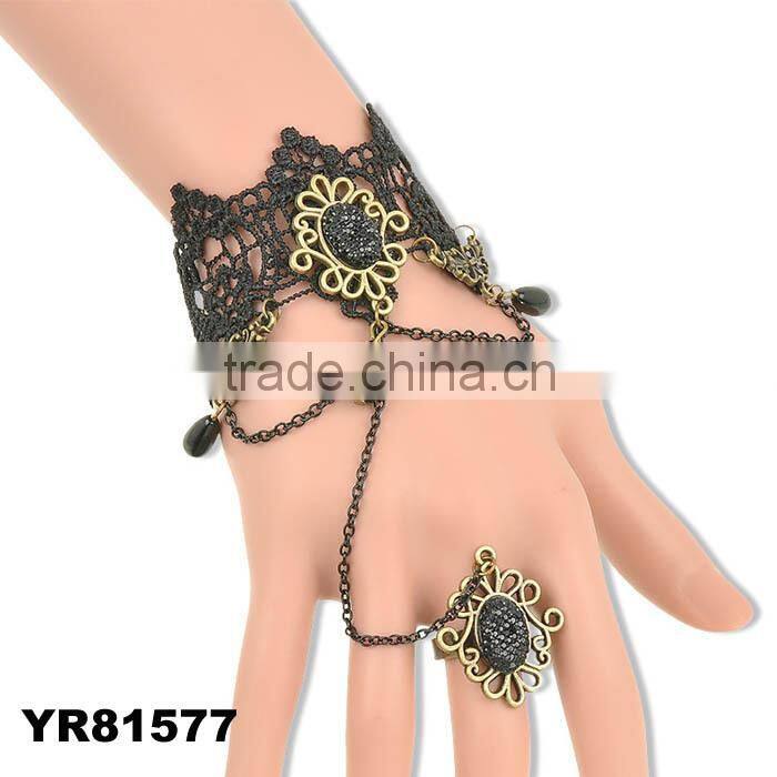 Exquisite Hollow Pendant Lace Bracelet With Fringed Ring For Women