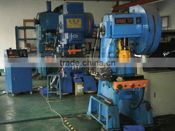 metal stamping terminal for snap-action thermostar