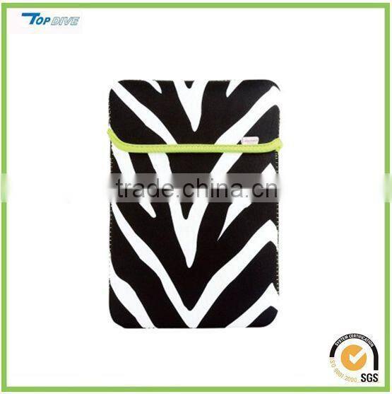 Reversible neoprene Sleeve for e-Books