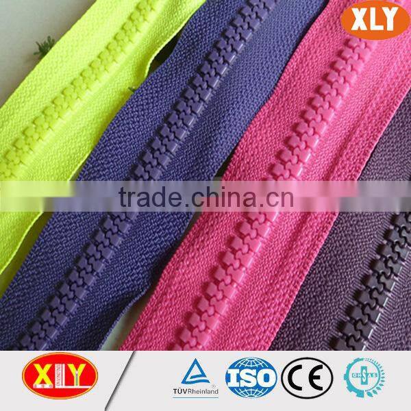 Eco-friendly two way open end plastic zipper