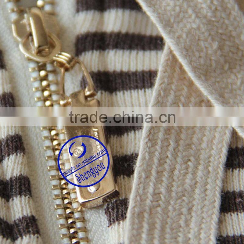 custom women's yarn dyed zipper-up hoodies sweatshirts manufactures in china