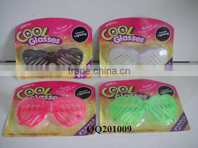 Lovely and funny toy nose clip