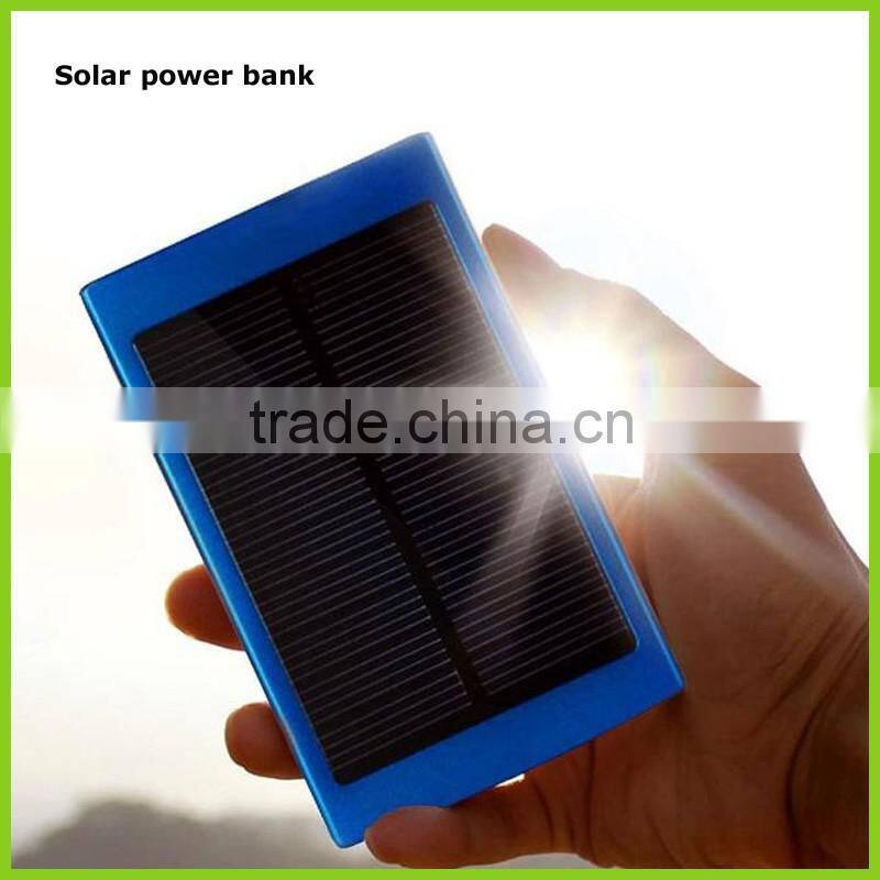2014 popular design solar power bank solar mobile charging device