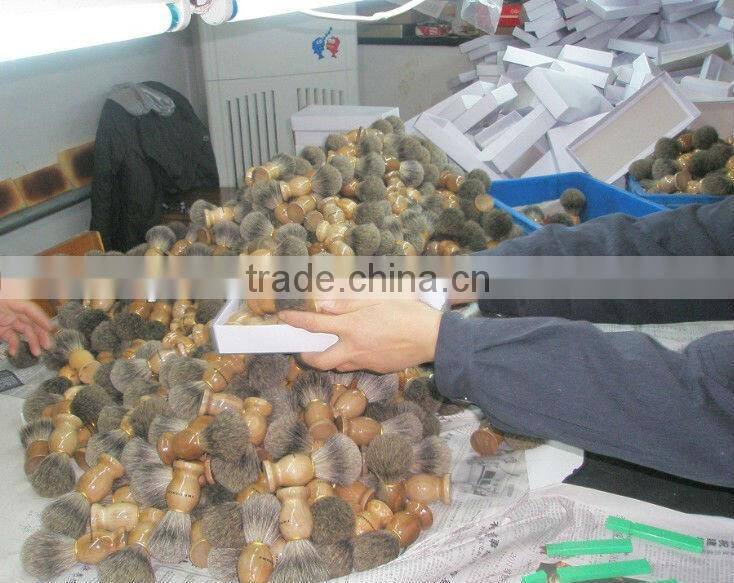 Badger Shaving Brush with Shelf