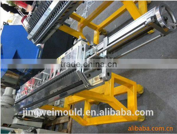 small plastics extrusion die