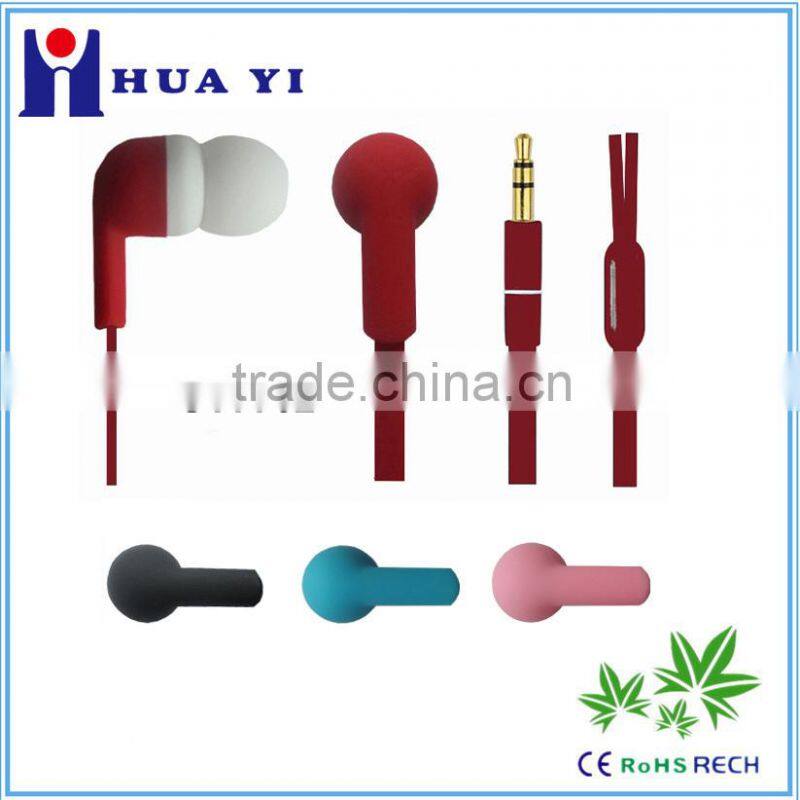 High quality plastic in-ear earphoen flat cable earphone for mp3 CE/ROHS REACH approved