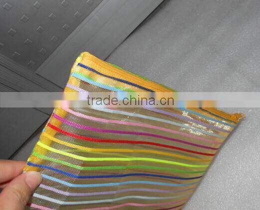 Ten color strip nylon mesh zipper pouch bag