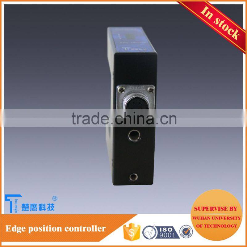Web guiding edge position ultrasonic sensor