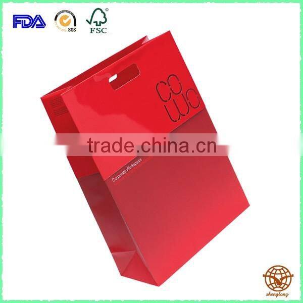 Red Glossy laminated paper bag , Factory driect sale shopping bag