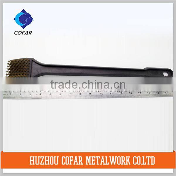 High quality wooden handle wire snap on bbq grill tool set