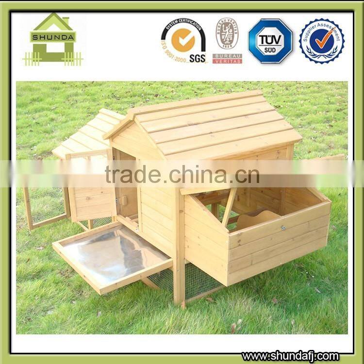 SDC01 wooden chicken coop with ramp