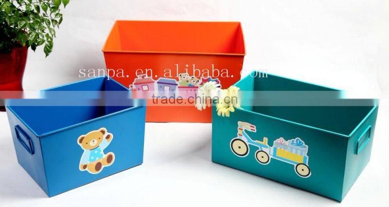 Multicolor Popular Design Metal Stationery Basket/Sundry Storage Basket