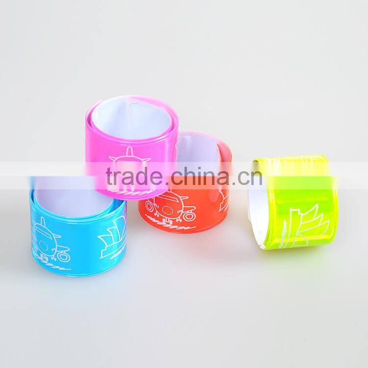Multifunction cheap reflective slap band bracelet