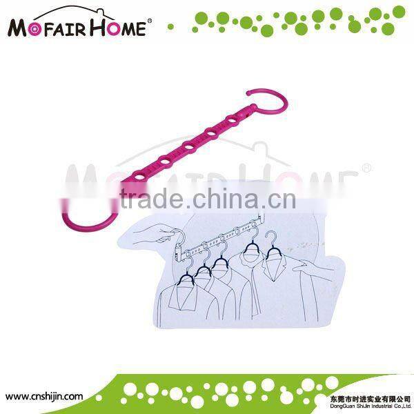 New product fashional folding circle hanger