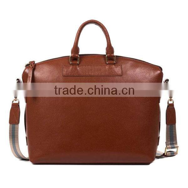 Office stylish brended name leather messenger bag for men