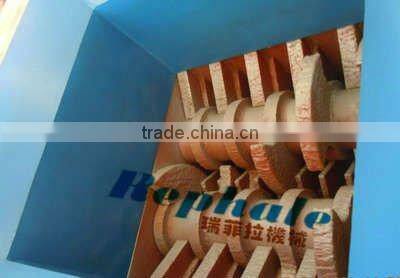 Battery Crusher With Strong Torsional Force