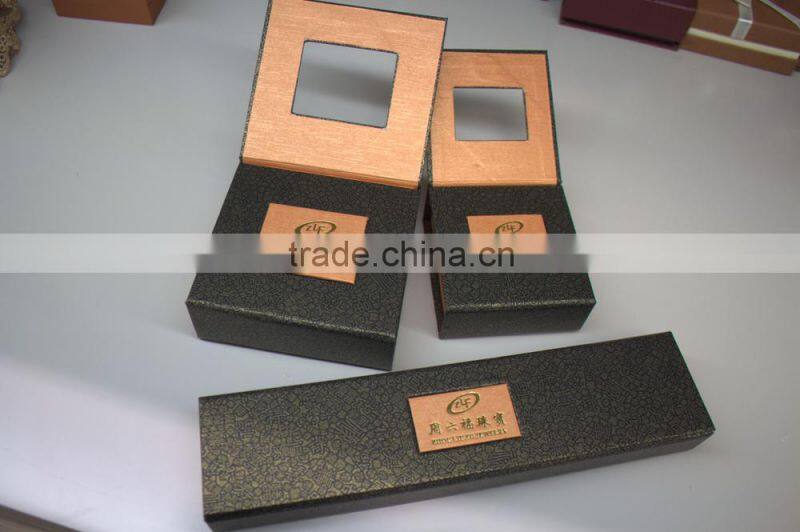 custom jewelry paper box decorated with ribbon