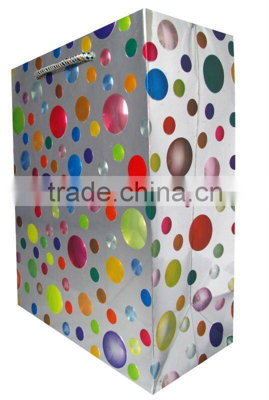 paper gift bag with multi-lens film
