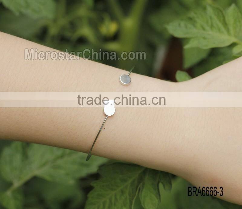 European and American fashion retro six water chestnut Crystal Bangles