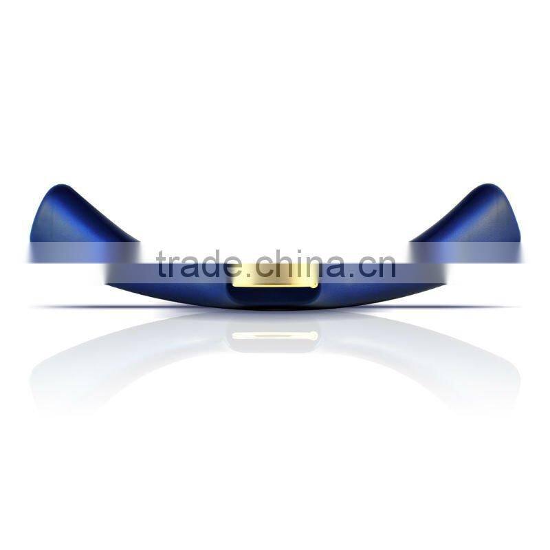 Japanese Durable Plastic Luxury Suits Hanger for Luxury Sports Wear